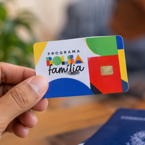 Bolsa Família sobe para R$ 691 em outubro: veja o que muda para as famílias